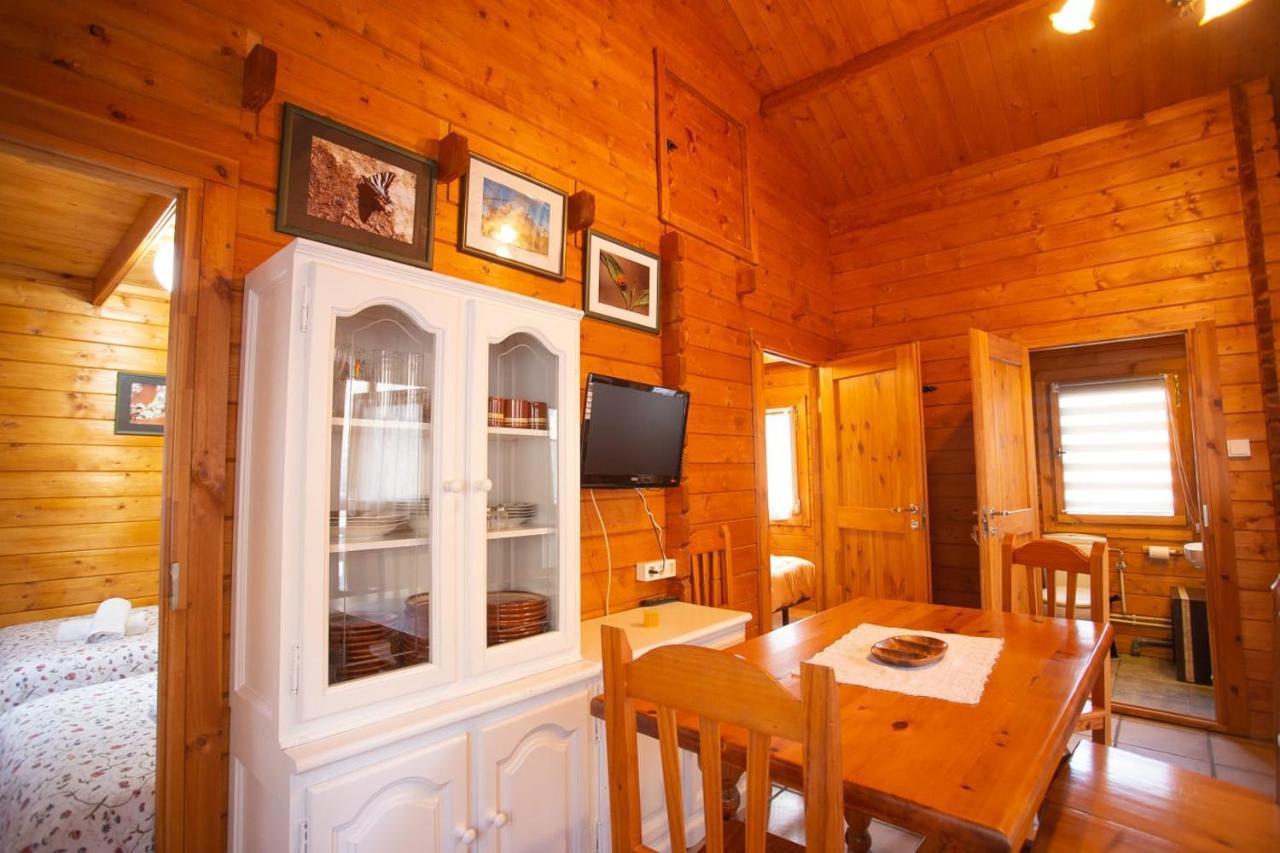 Bungalow Tossa Pelada I Mobil Home Rodell Fornols Zewnętrze zdjęcie