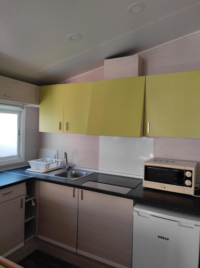 Bungalow Tossa Pelada I Mobil Home Rodell Fornols Zewnętrze zdjęcie